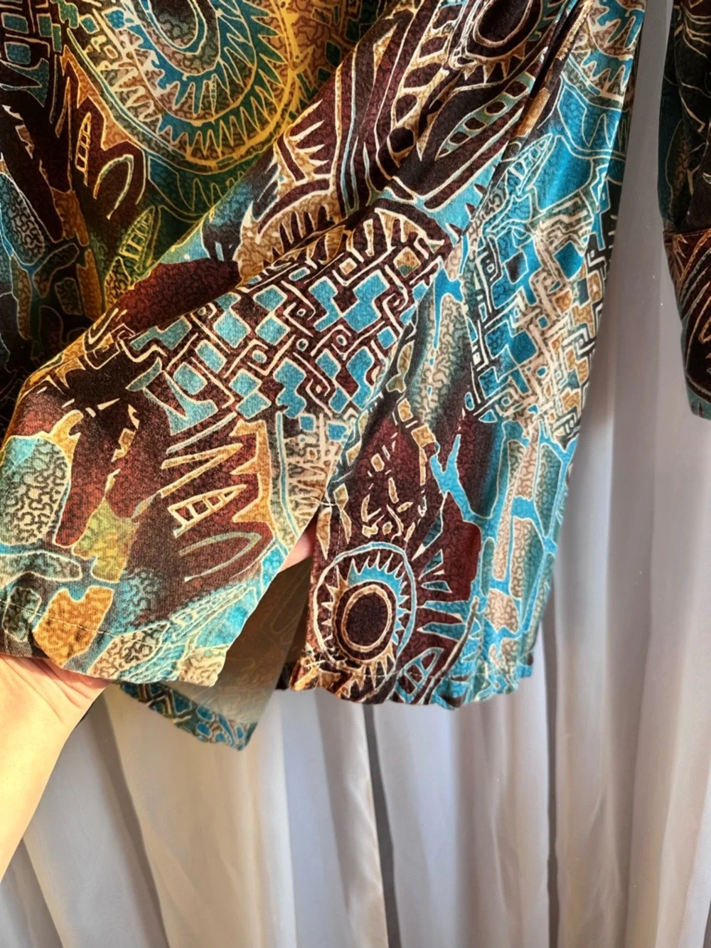 Tianello Soul of Africa Diva Abstract V-Neck Blouse in Teal and Brown size M - Picture 9 of 11